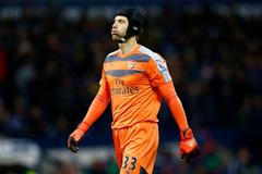 Petr Čech v dresu Arsenalu