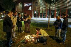 Švédsko - útok - Pieta před školou Kronan v Trollhättanu