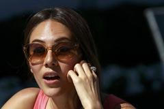Melbourne: Jessica Michibata (přítelkyně Buttona)