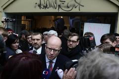 17. listopad - Národní třída a Hlávkova kolej