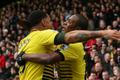 Odion Ighalo a Troy Deeney (Watford)