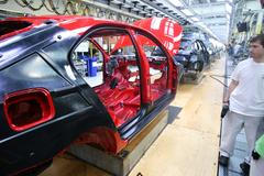 Radek Pecák na den dělníkem ve Škodě v Ml. Boleslavi