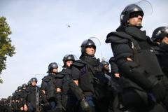 Maďarští policisté u hranic.