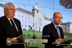 Zeman Sobotka Bezpečnostní rada státu 14. 11. 2015.