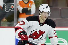 Pavel Zacha v přípravném utkání za New Jersey