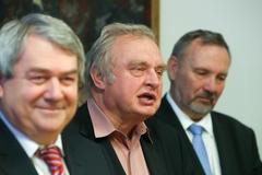 Miloslav Ransdorf na TK 8.12.2015 - final