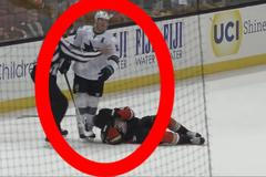 NHL, San Jose-Anaheim: Raffi Torres fauluje Jakoba Silfverberga