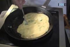 Jak připravit výbornou omeletu? Podívejte se