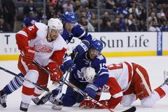 NHL: Preseason-Detroit Red Wings vs Toronto Maple Leafs (Smith, Nosek, Parenteau,Lupul)