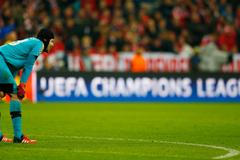 Osamělost pětkrát pokořeného Čecha, Arsenal utrpěl historický debakl