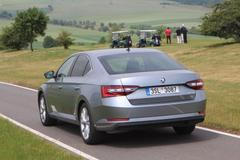 Škoda Superb - zadní