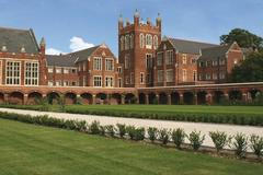 Škola čar a kouzel