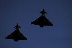 Britské letouny nad základnou Lossiemouth ve Skotsku.