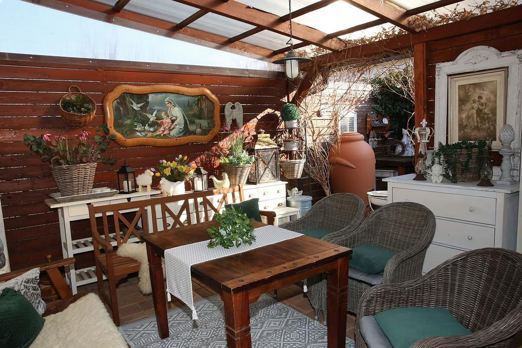 Bydlení Ivy Lecké a Vojty Eflera