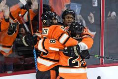 NHL: Boston Bruins at Philadelphia Flyers, Jakub Voráček, SImmonds, Giroux