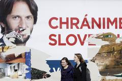 Volební billboard Směru s ministrem vnitra Robertem Kaliňákem.