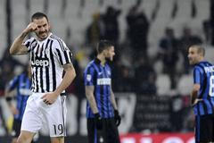 Leonardo Bonucci slaví gól do sítě Interu