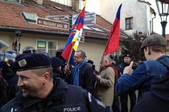 Honzejk: Kalousek s tibetskou vlajkou. Kdo mu tohle uvěří?