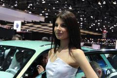 Holka Škoda - autosalon Ženeva