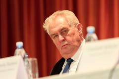 Miloš Zeman v únoru 2016 v Mirošově