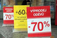 Slevy na Černý pátek? Polovina věcí ve "slevě" dnes stojí stejně, jako už dříve stála, varuje expert