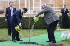 Přílet čínského prezidenta za Zemanem a Lány