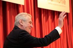 Miloš Zeman v únoru 2016 v Mirošově