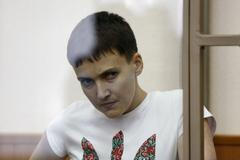 Nadija Savčenková u soudu.