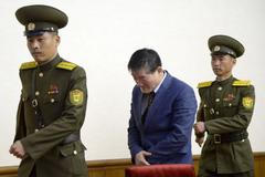 Kim Dong Chul na tiskové konferenci v Pchjongjangu řekl, že spolupracoval s jihokorejskou tajnou službou