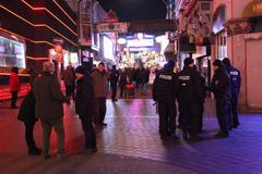 Foto: Hamburskou ulici neřesti střeží 120 policistů. Kontrolují každého, kdo vypadá arabsky