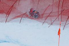 VIDEO Sjezdařské hvězdy padaly v Kitzbühelu jako hrušky, Svindal zraněn