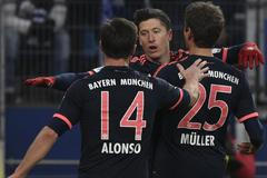 Robert Lewandowski slaví gól Bayernu