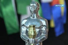 soška Leonarda DiCapria od fanoušků z Jakutska