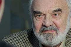 Cimrman je to nejcennější, co po nás tady zůstane, řekl Zdeněk Svěrák v DVTV