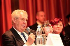 Miloš Zeman v únoru 2016 v Mirošově
