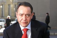 File photo of Russia's Mass Media Minister Mikhail Lesin in central Moscow
