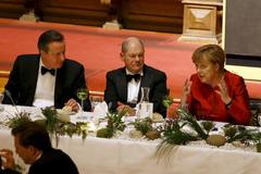 Cameron - Olaf Scholz - Merkelová