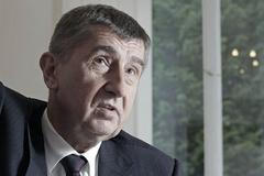 Ministerstvo financí si uzurpovalo moc jako v Rusku. Hrozí cenzura internetu? Střet poslanců