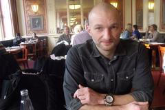 Expert na vyjednávání Adam Dolník