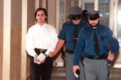 Alim Karmov - Futurum Aurum