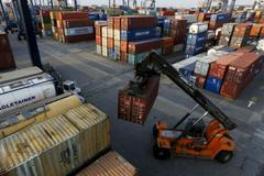 Export, cargo, kontajnery, nákladní doprava