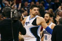 Nikola Vučevič z Orlanda rozhodl zápas v poslední vteřině