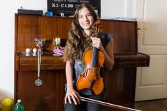 Klára Zayková, houslová virtuoska, golfistka