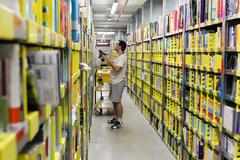 Amazon v Dobrovízi - otevření 2015