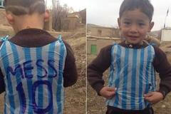 Daň za Messiho přízeň. Malý afgánský fanoušek musí prchat před Talibanem