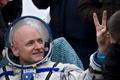 Scott Kelly se vrátil na Zemi