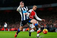 Arsenal (Theo Walcott) vs. Newcastle (Daryl Janmaat)