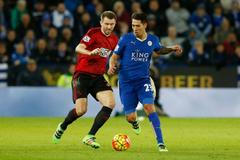 Leicester City vs West Bromwich: Leonardo Ulloa a Gareth McAuley