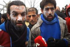 Jdeme z jedné války do druhé, stěžují si migranti před zavřenou makedonskou hranicí