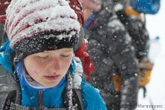Česká bikerka Peggy Marvanová jede závod, který ještě nikdo nedokončil